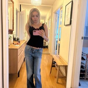 Meet your Posher, Charlotte3000